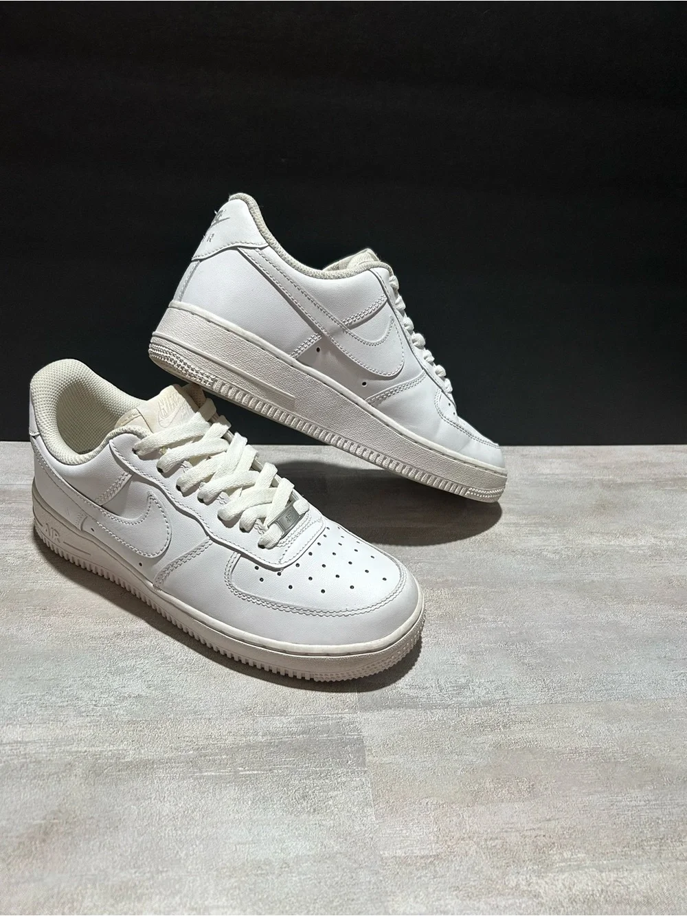 Nike Women's White Low-Top Athletic Sneakers
